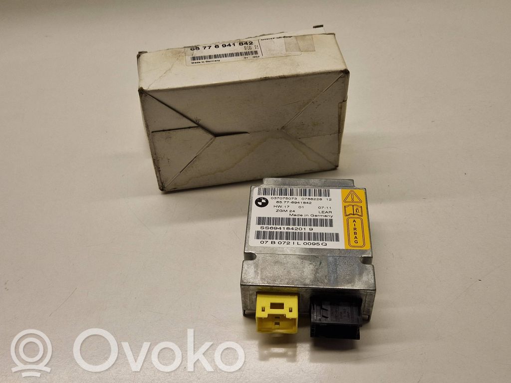 Turvatyynyn ohjainlaite/moduuli   6941842