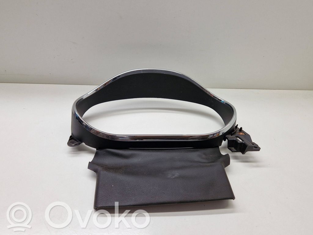 Buick Encore I Moldura del panel 