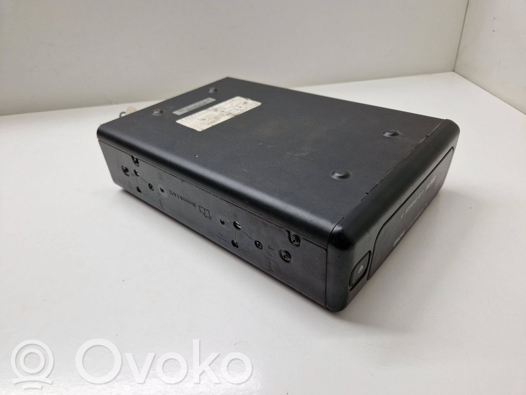 CD/DVD mainītājs   8361058