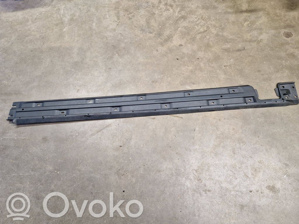 Side bottom protection   8201495