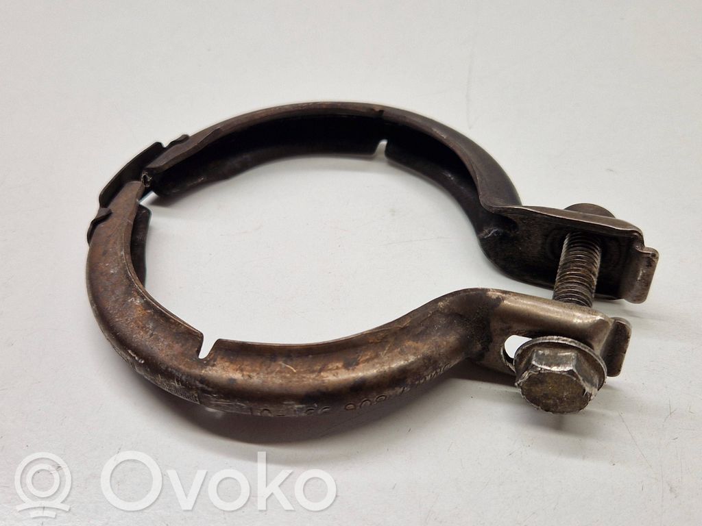 Разъем глушителя   7806991