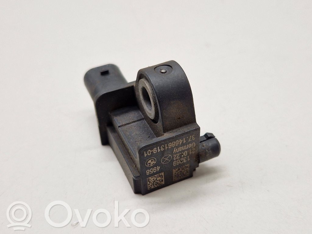 Acceleration sensor   6861319