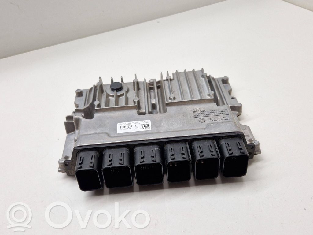 BMW X3 G01 Engine control unit/module 
