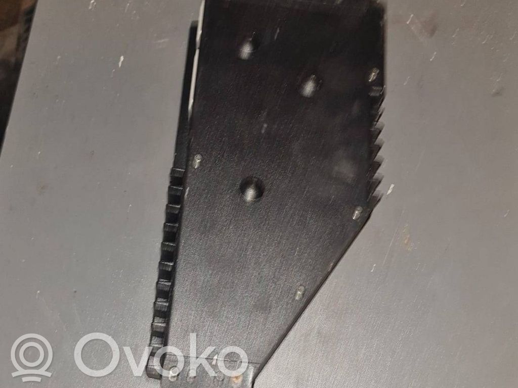 Volvo V70 Garso stiprintuvas 