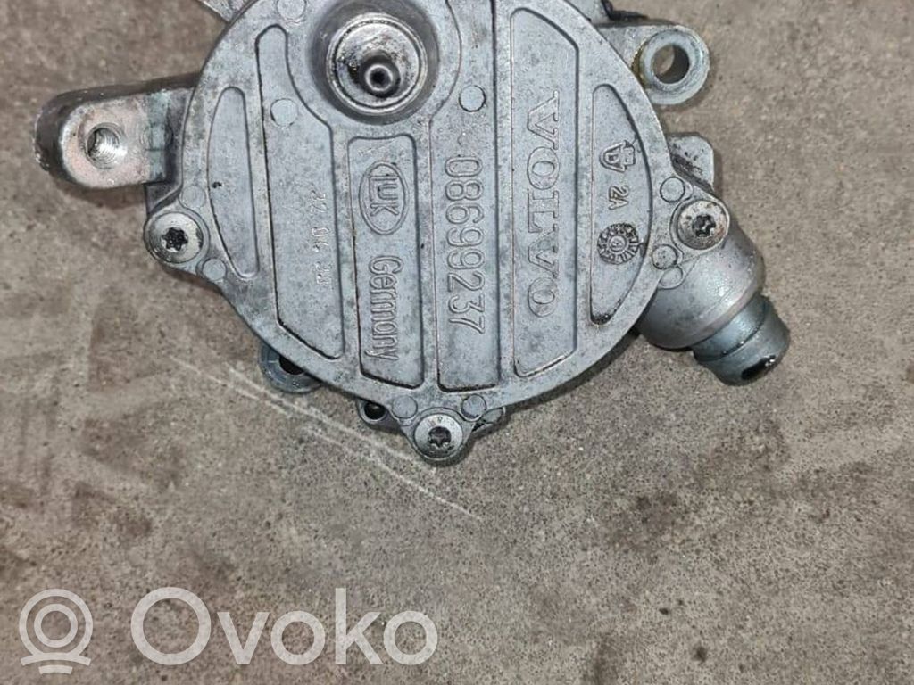 Volvo V70 Vacuum pump 
