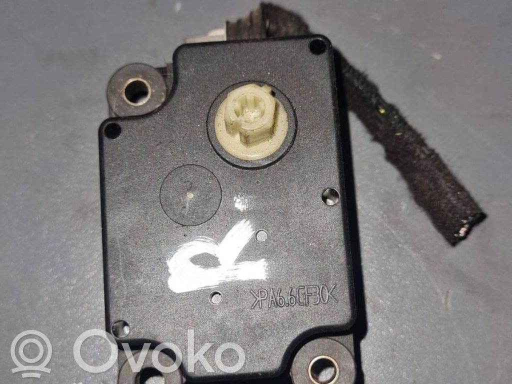 Volvo S80 Oro sklendės varikliukas 