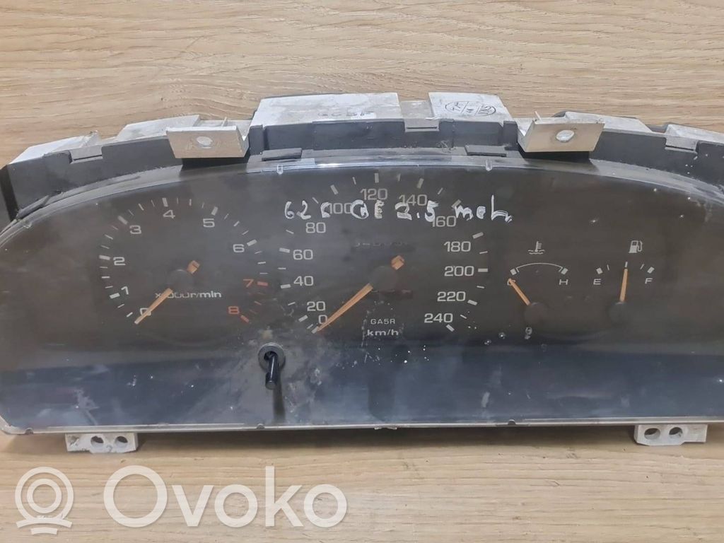 Mazda MX-6 Speedometer (instrument cluster) 