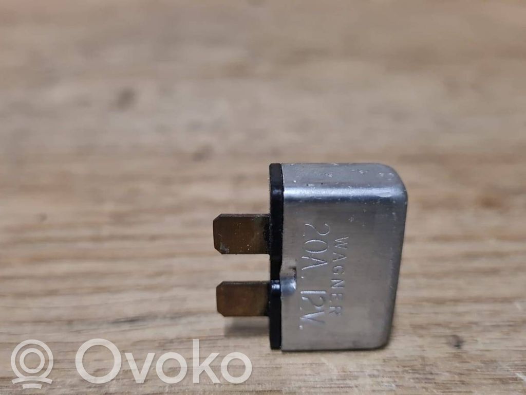 Volvo S70  V70  V70 XC Kita rėlė 