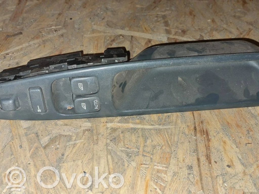 Volvo S40, V40 Przyciski szyb 