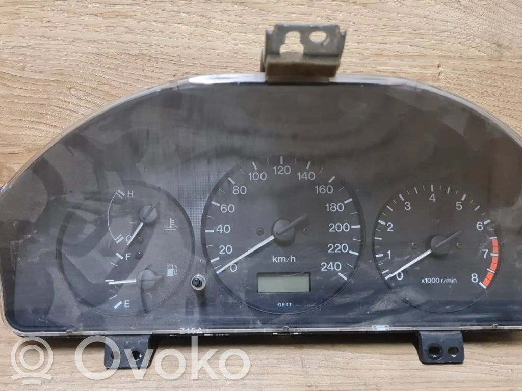 Mazda 626 Speedometer (instrument cluster) 