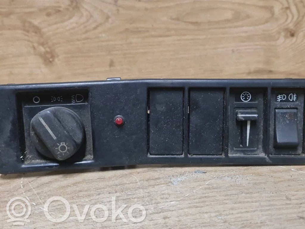Light switch   1379676