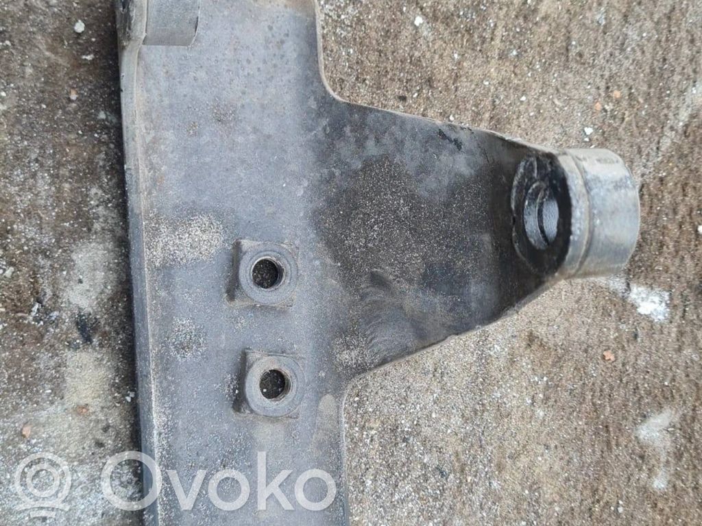 Volvo V70 Gearbox mounting bracket 