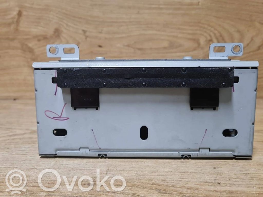 Ford Focus Panel / Radioodtwarzacz CD/DVD/GPS 