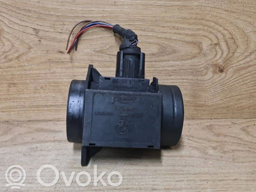 BMW 5 E39 Mass air flow meter 
