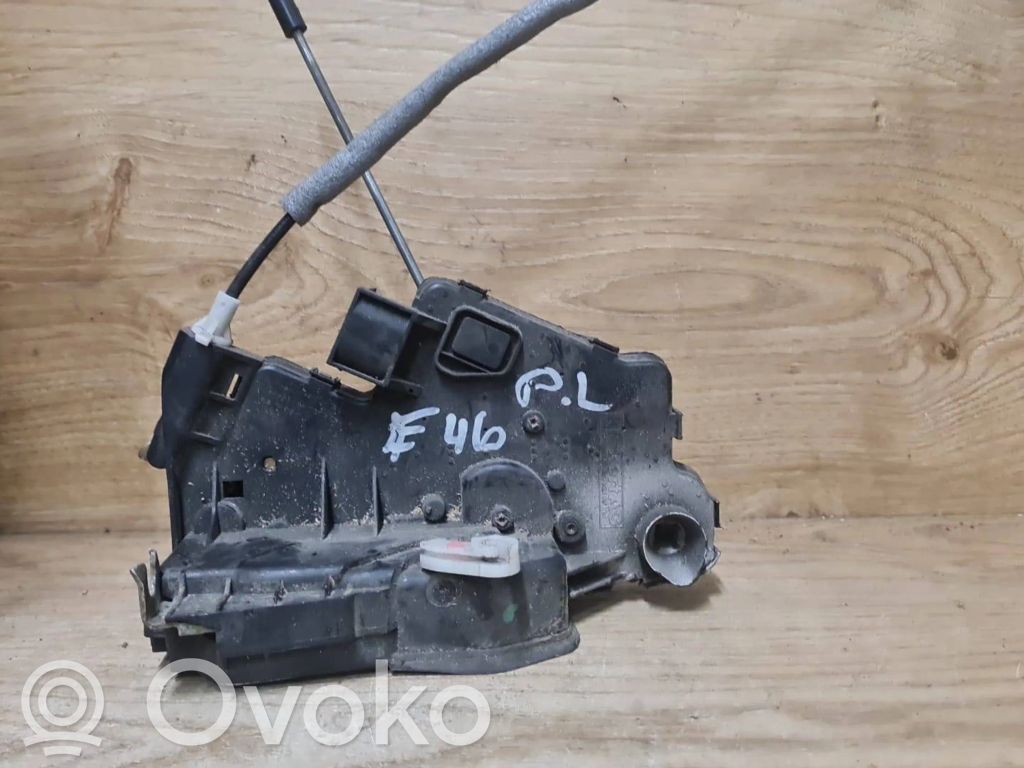 BMW 3 E46 Priekinė durų spyna 