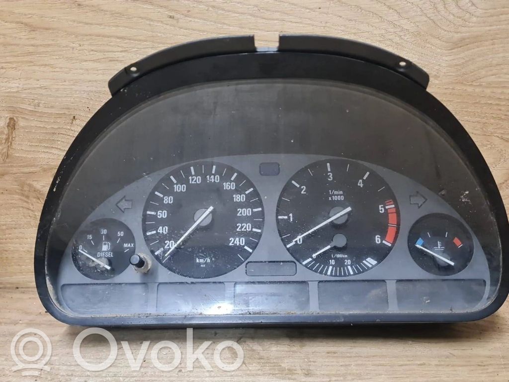 BMW 5 E39 Speedometer (instrument cluster) 