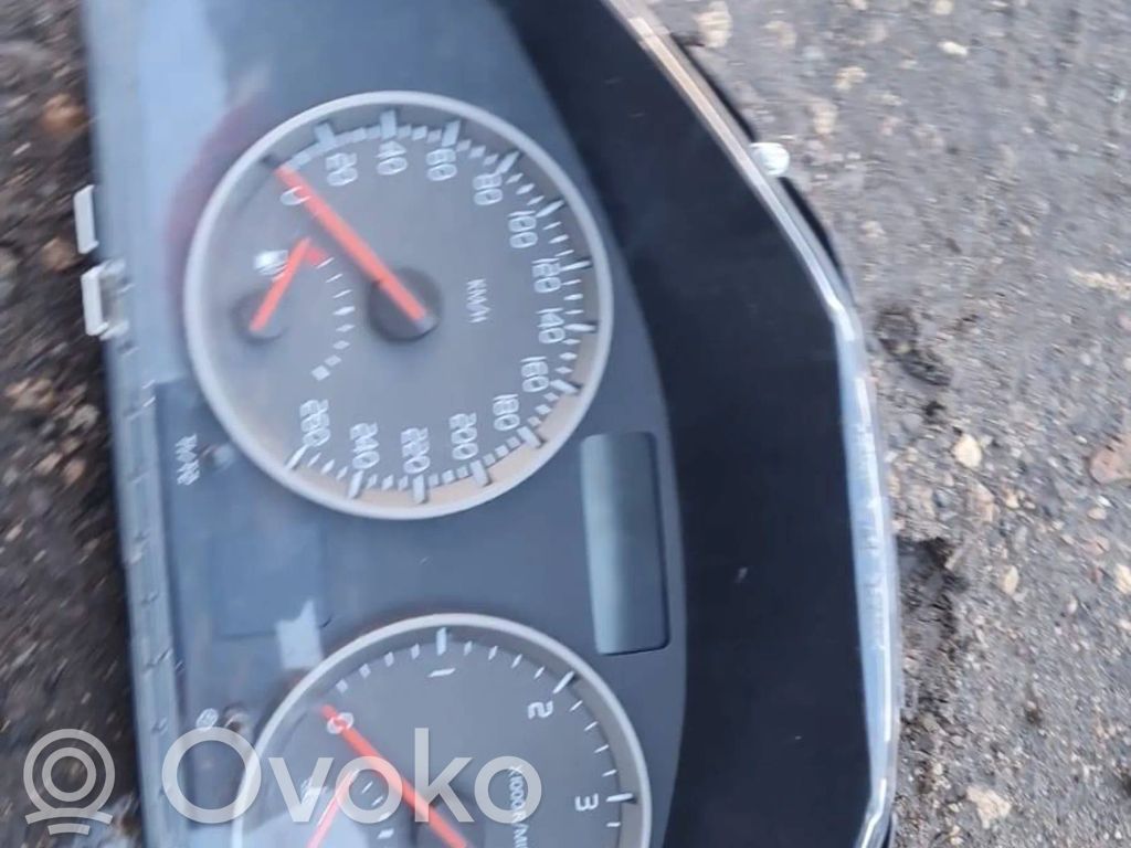 Volvo V50 Speedometer (instrument cluster) 