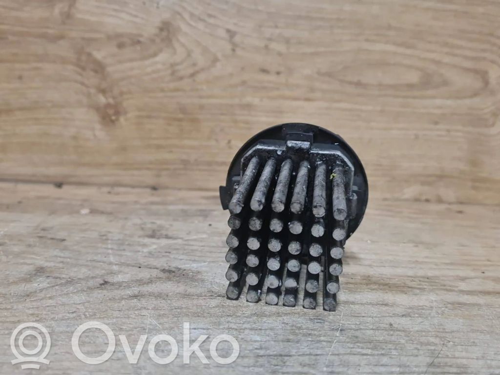 Rezystor / Opornik dmuchawy nawiewu   5HL00894120,F725