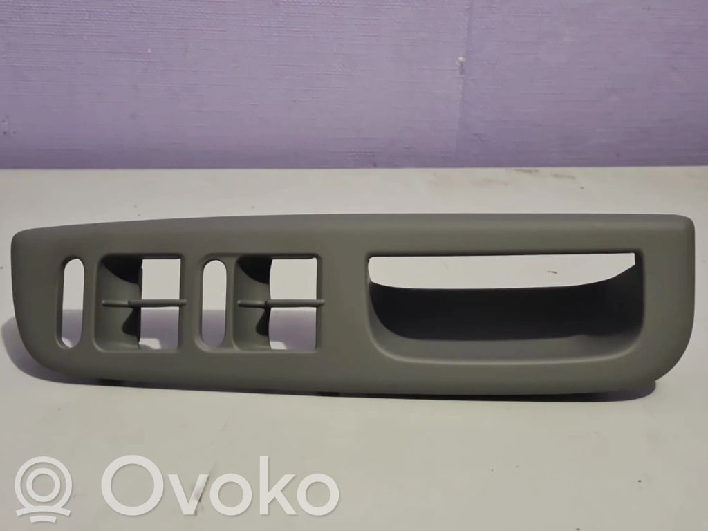 Ford Galaxy Front door window switch trim 