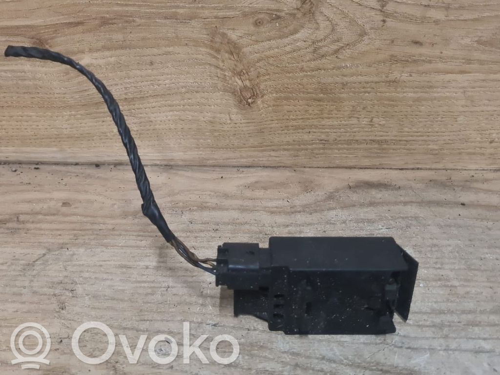 Датчик AUC   64118391470