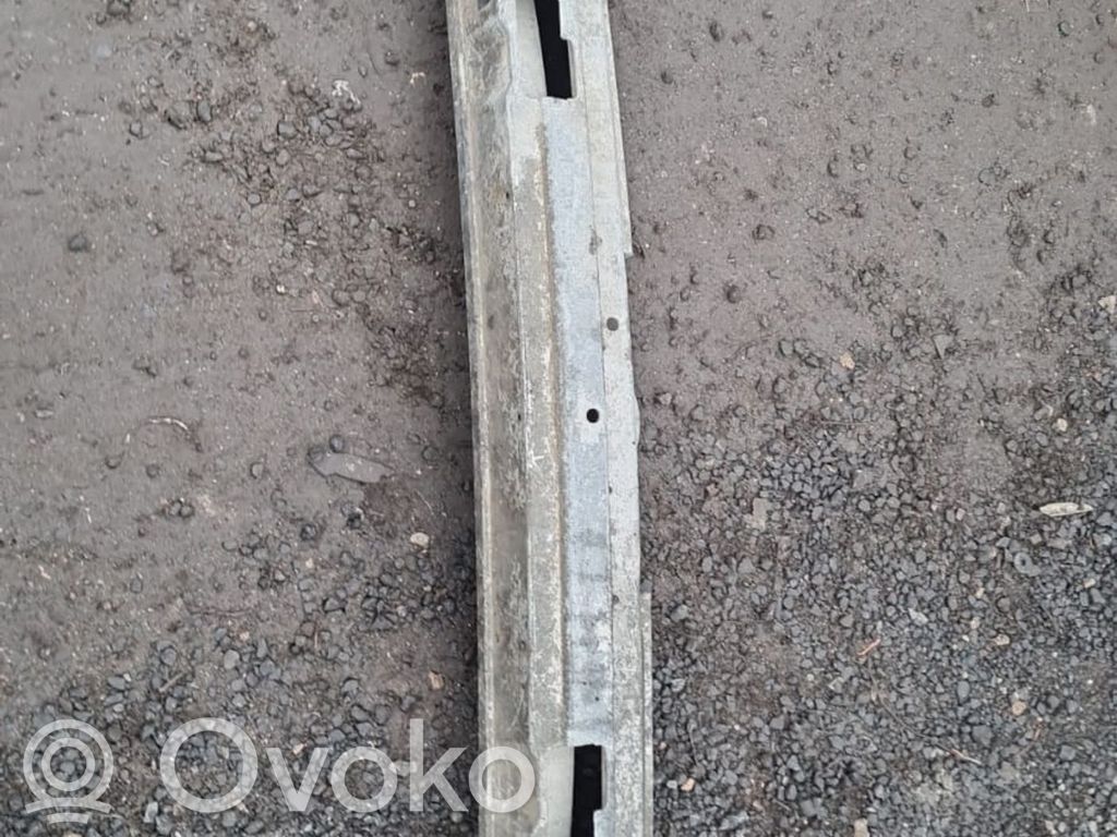 BMW 5 E39 Takapuskurin poikittaistuki 
