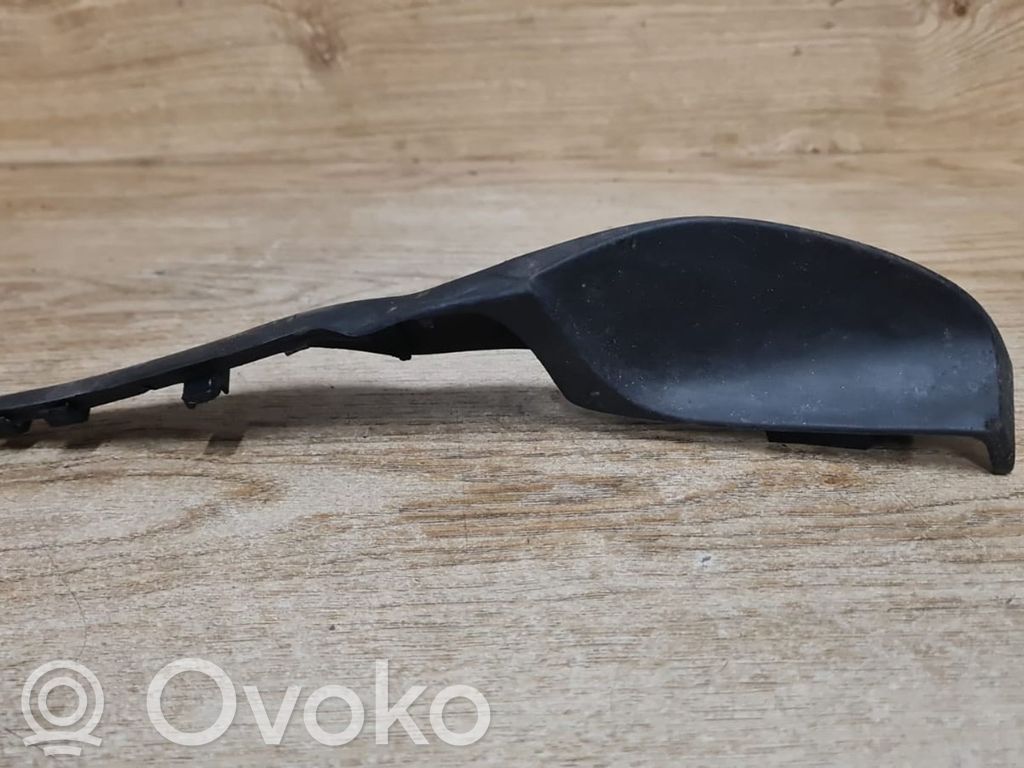 Volvo V70 Windshield trim 