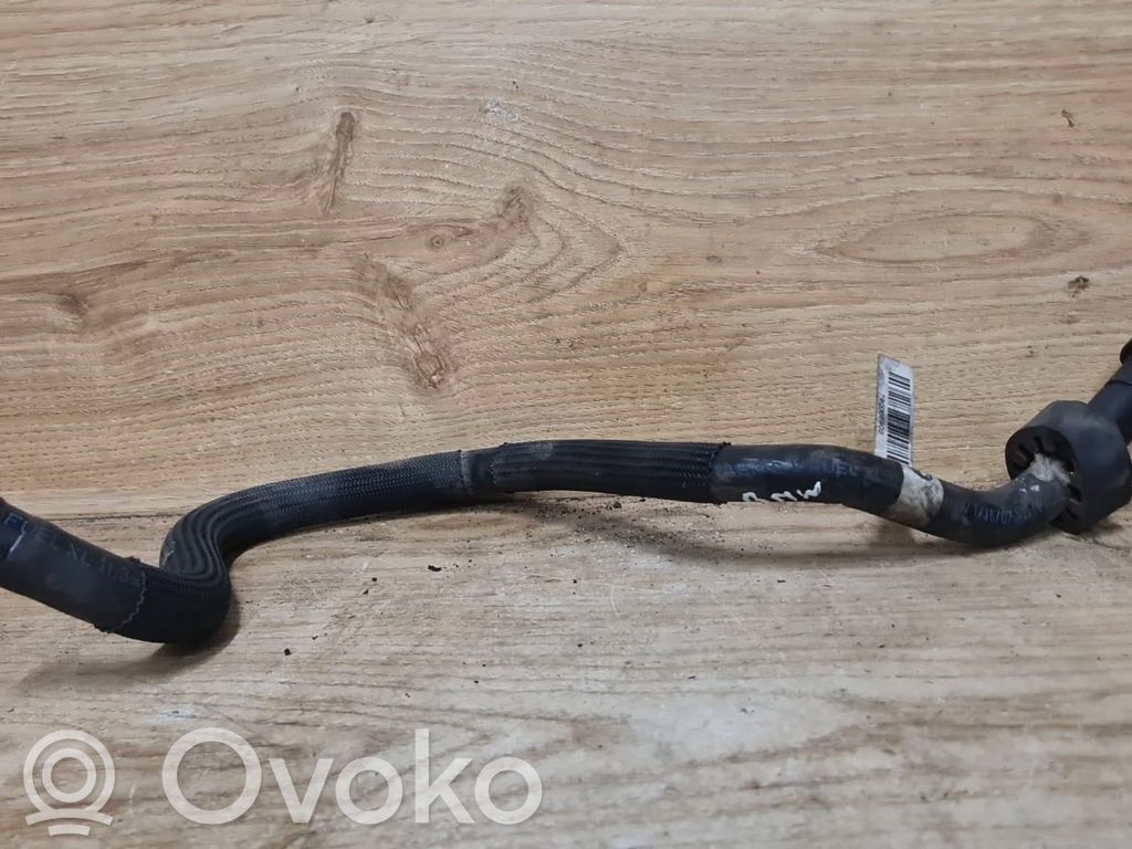 BMW 1 E81 E87 Polttoaineputki 