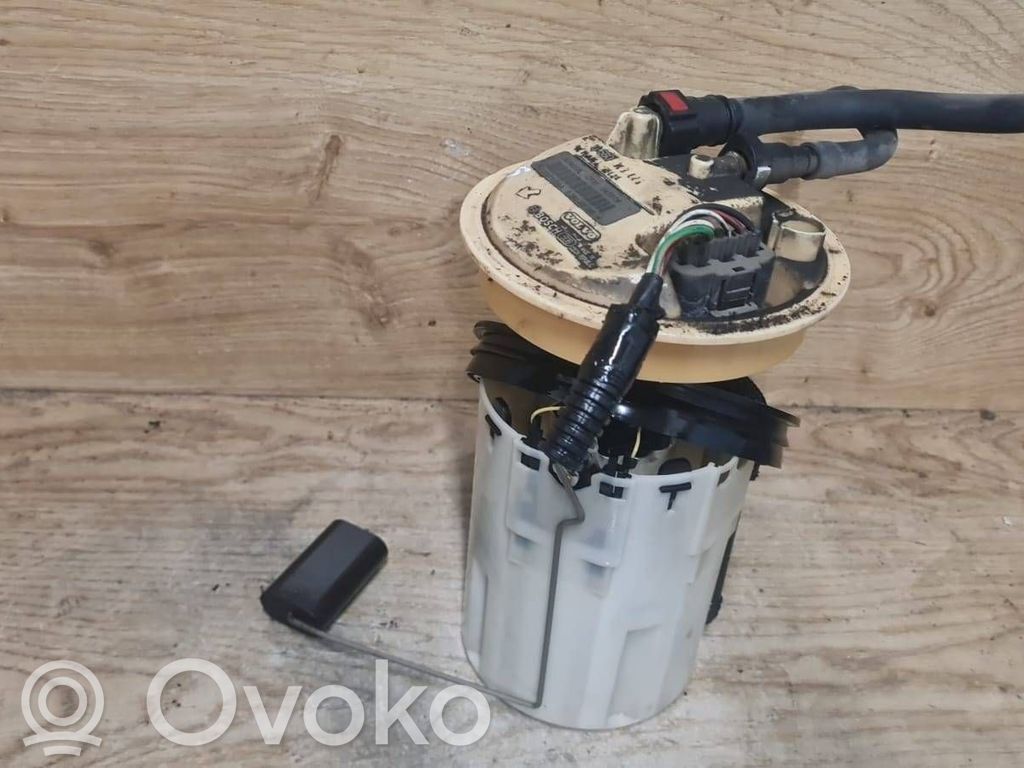 Volvo C70 Bomba interna de combustible 
