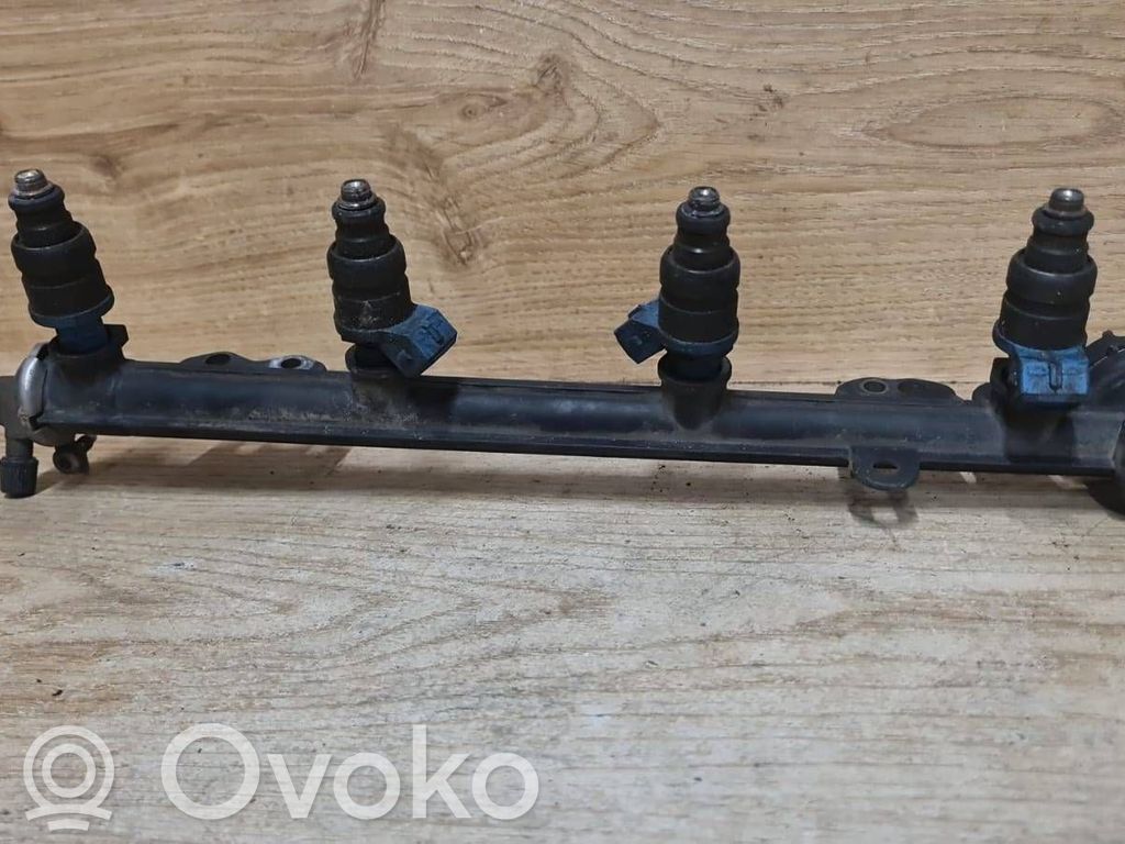 Volvo S40, V40 Tubo principal de alimentación del combustible 