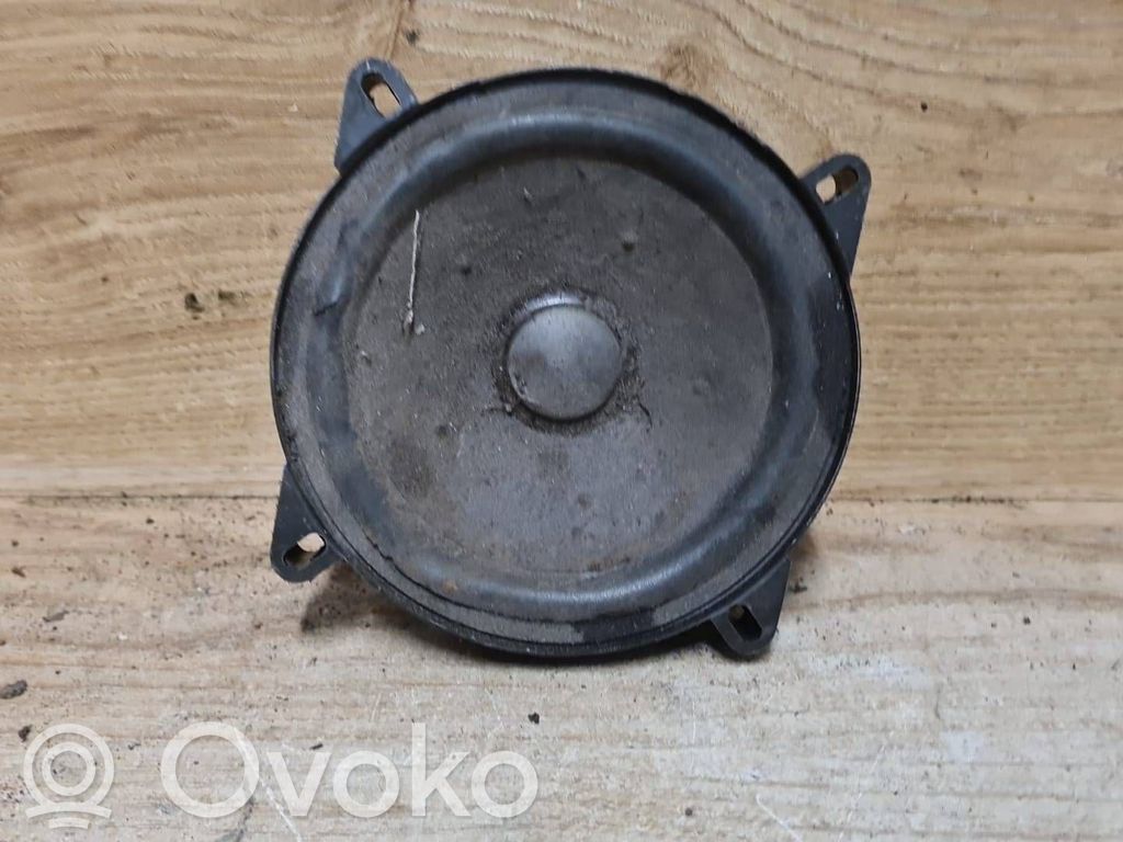 Volvo S40, V40 Altavoz de la puerta delantera 