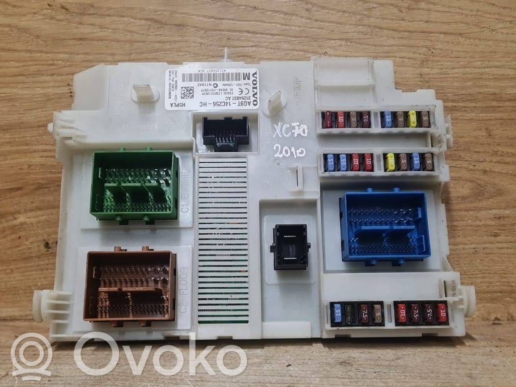 Volvo XC70 Módulo de fusible 
