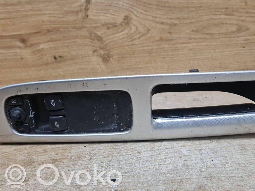 Volvo C30 Electric window control switch 