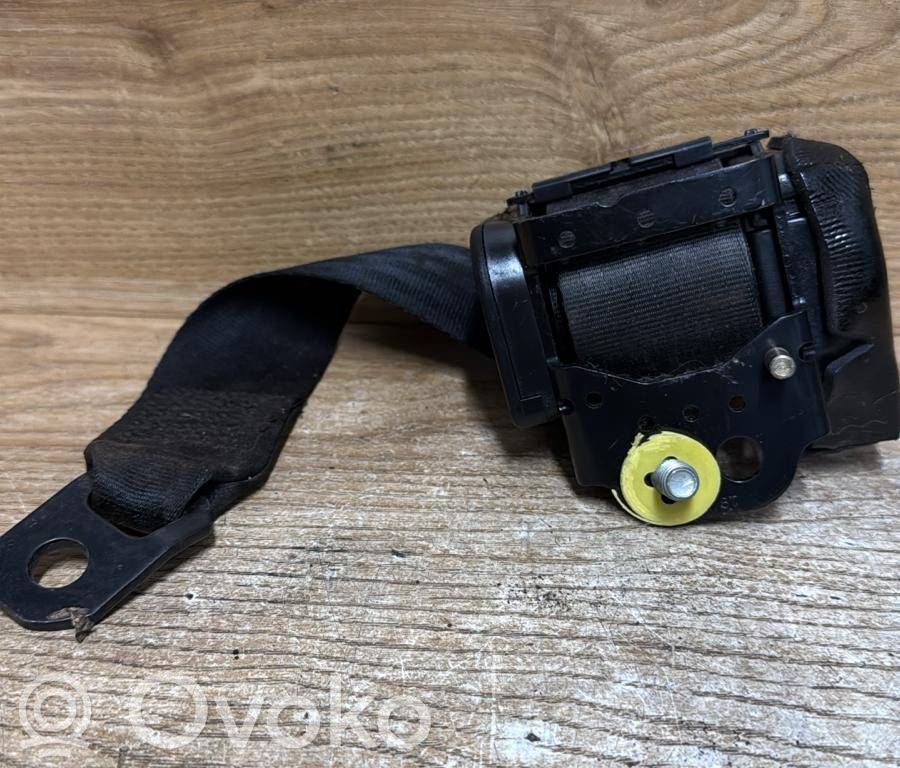 Volvo 850 Cinturón trasero 