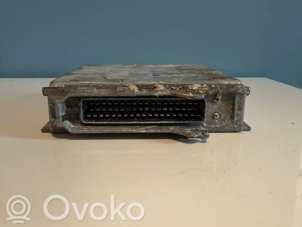BMW 5 E39 Unidad de control/módulo del motor 