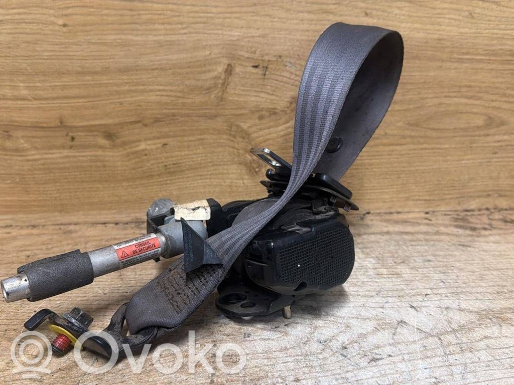 Volvo S60 Cinturón trasero 