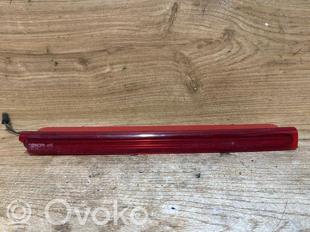 Volvo C30 Third/center stoplight 