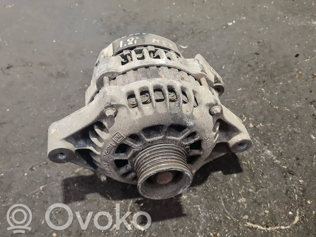 Opel Vectra B Ģenerators 