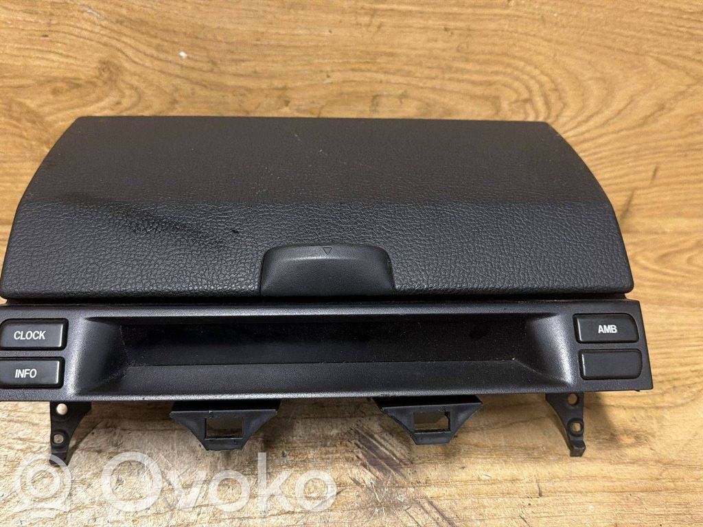 Mazda 6 Glove box 