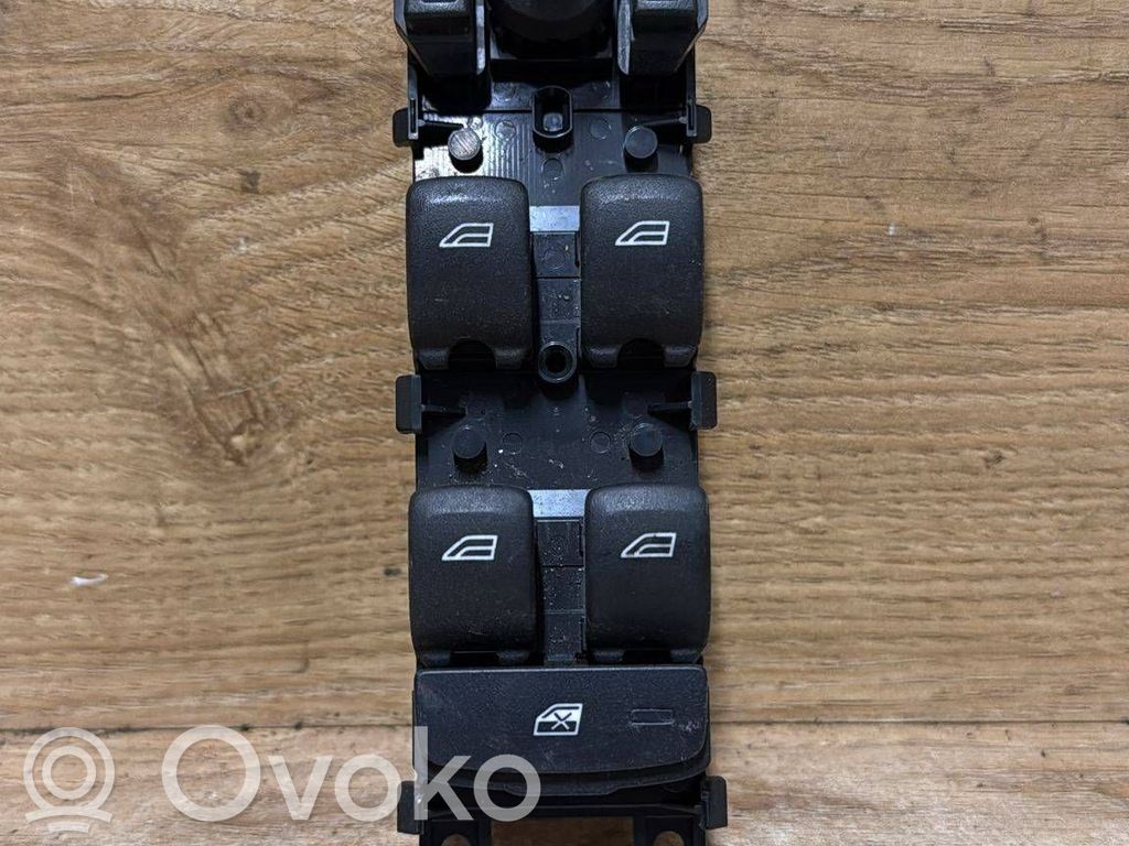 Volvo S80 Electric window control switch 