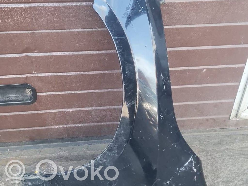 Volvo S60 Spārns 