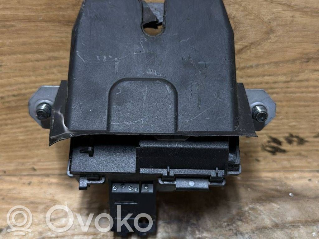 Volvo V50 Încuietoare portbagaj 