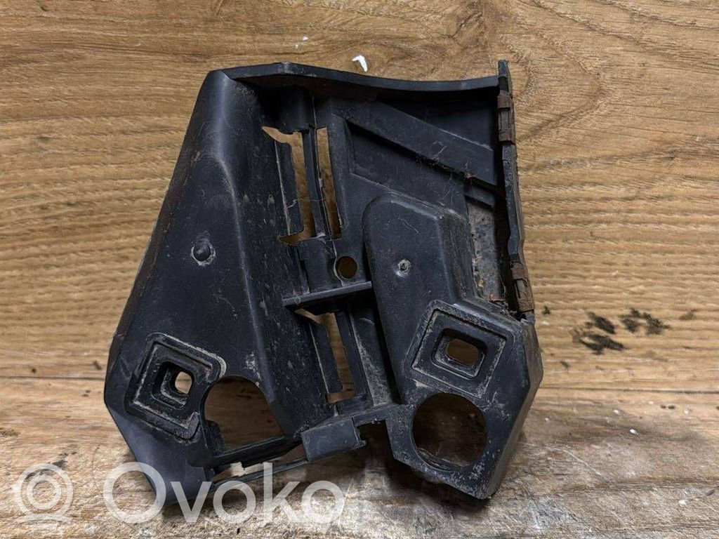 Volvo C30 Front bumper mounting bracket 
