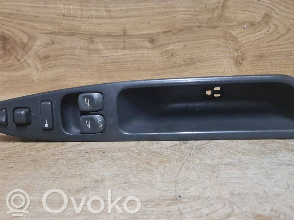Volvo S40, V40 Przyciski szyb 