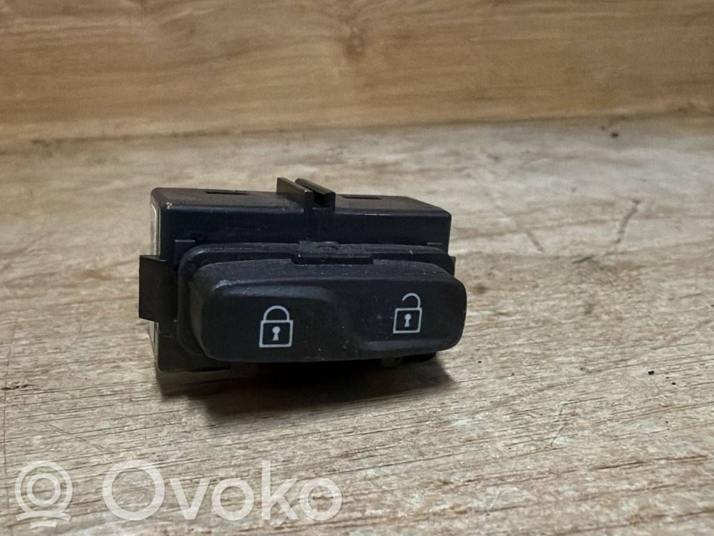 Central locking switch button   31343100,14W085