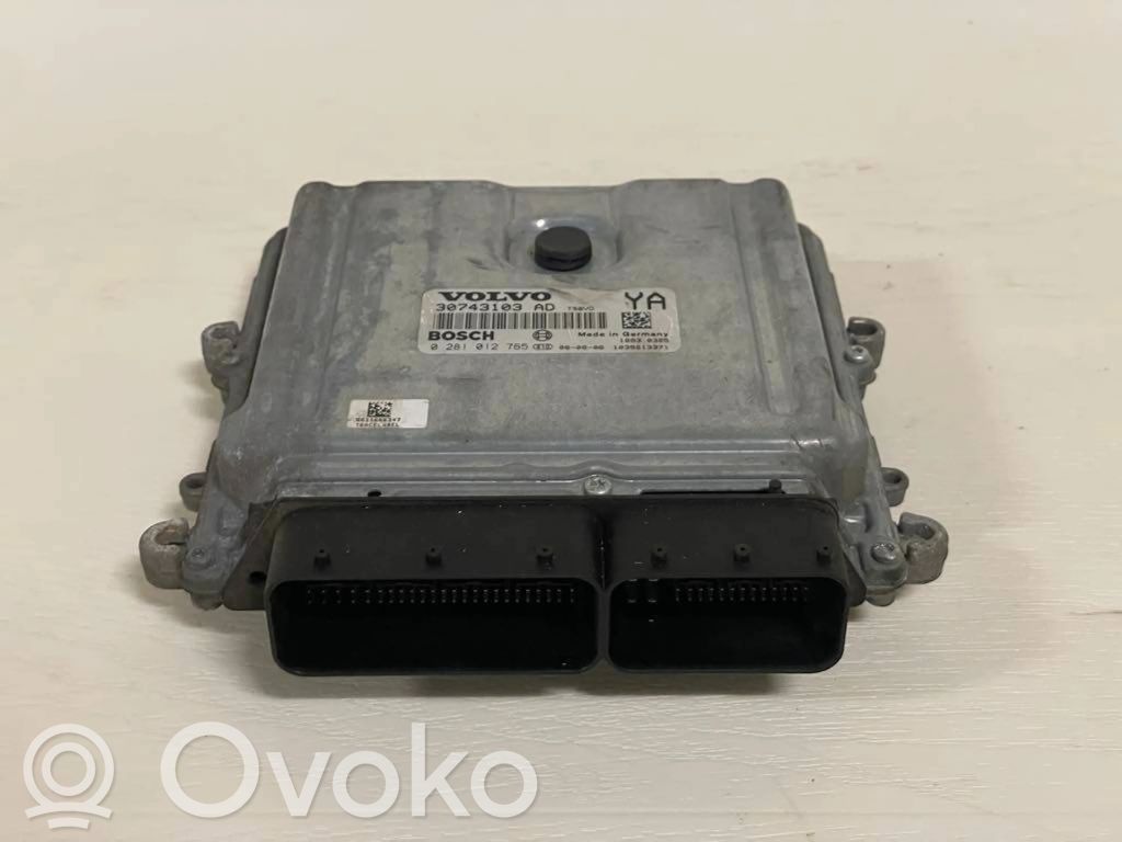 Engine control unit/module   30743103AD,1039S13371,0281012765