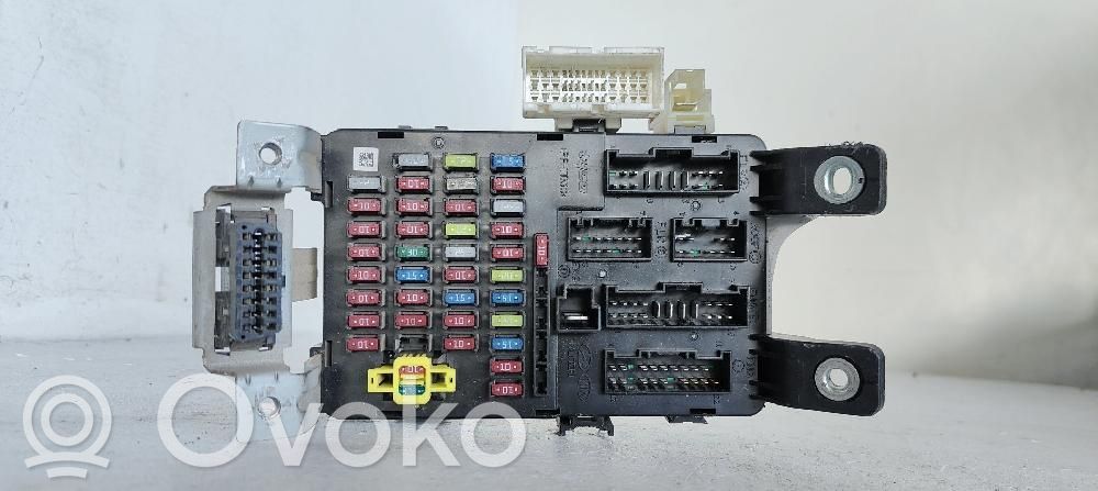 Hyundai Accent Módulo de fusible 