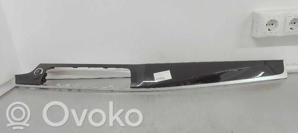 BMW 5 F10 F11 Listwa wykończeniowa drzwi przesuwanych 