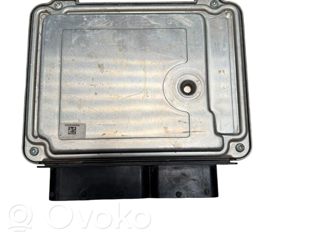 Engine control unit/module   0281017045,391012F565