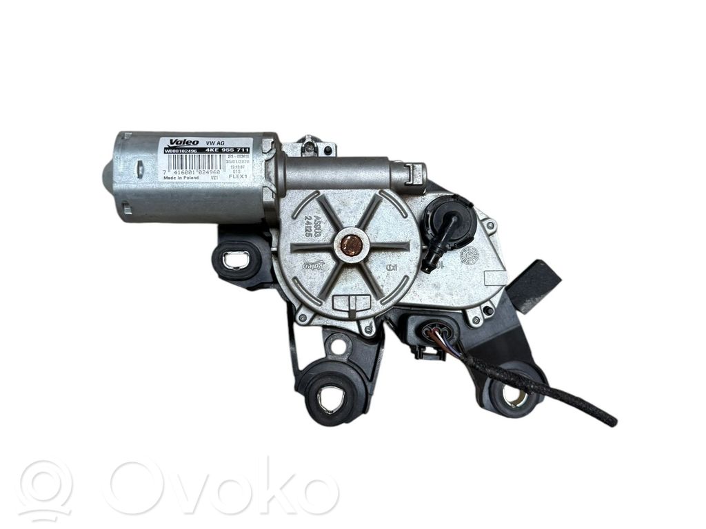 Audi A4 S4 B9 8W Silniczek wycieraczki szyby tylnej 
