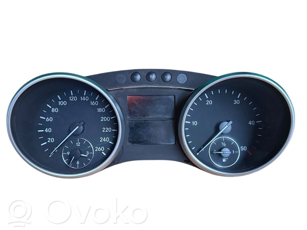Mercedes-Benz ML W164 Licznik / Prędkościomierz 
